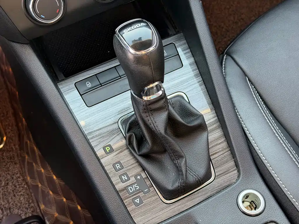 Skoda Octavia — миниатюра 9