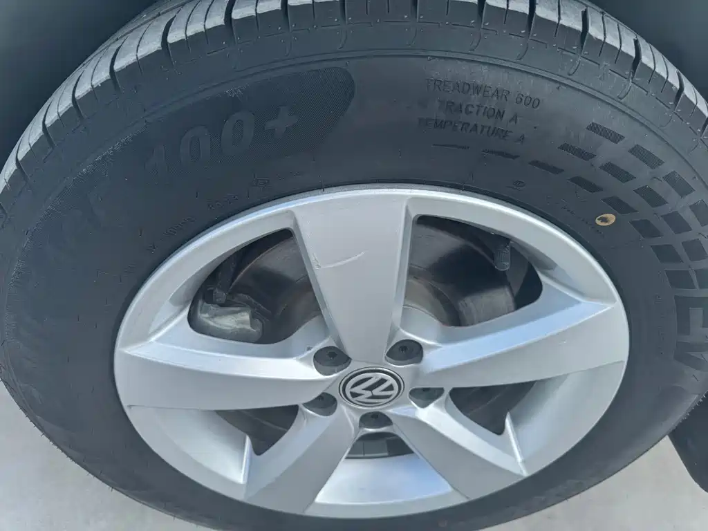 Volkswagen Lavida — миниатюра 13