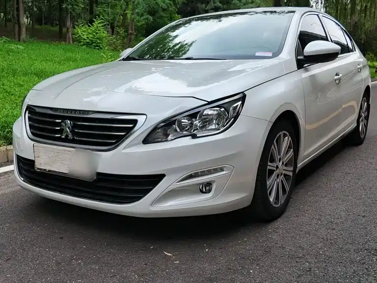 Peugeot 408