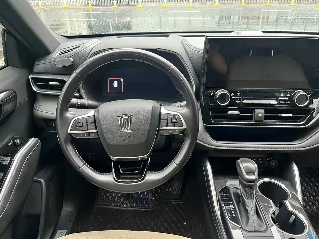 Toyota Crown Kluger 2022 2.5L HEV Luxury