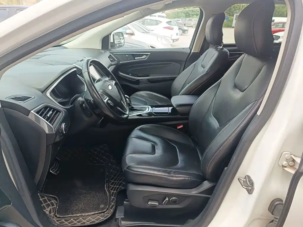 Ford Edge — миниатюра 15