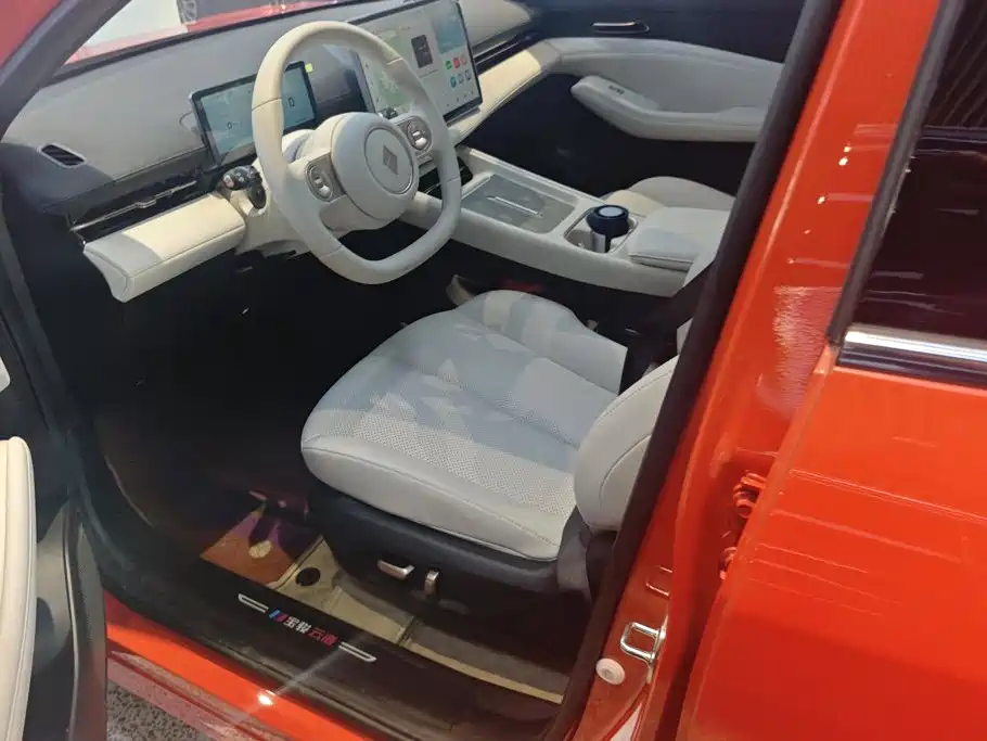 Baojun Yunhai — миниатюра 9