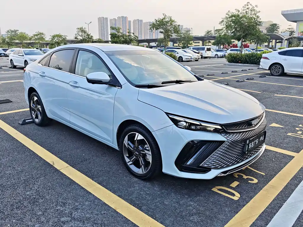 Geely L HiP — миниатюра 3
