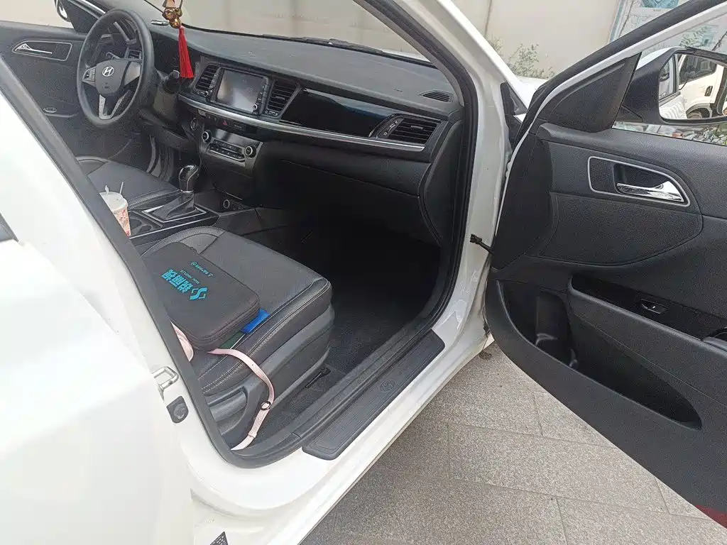 Hyundai Mistra — миниатюра 19