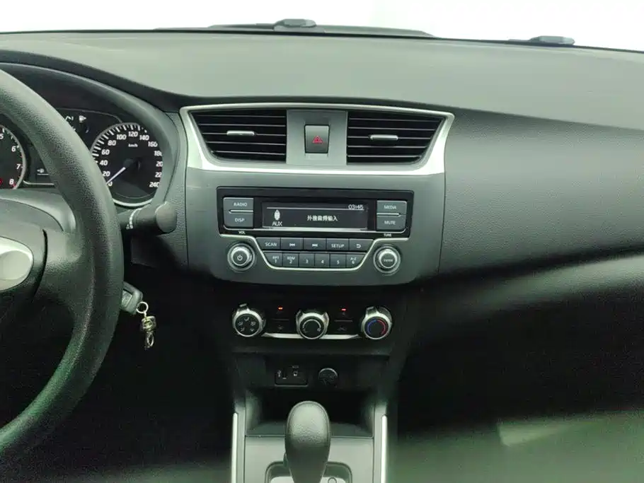 Nissan Sylphy — миниатюра 13