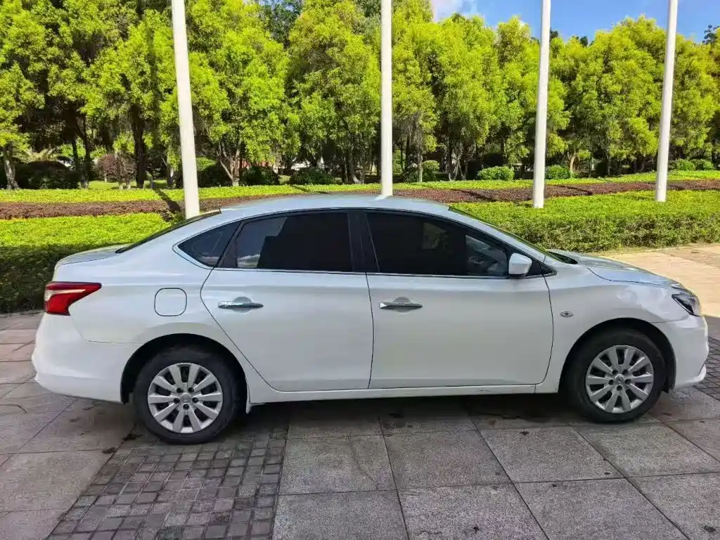 Nissan Sylphy — миниатюра 9