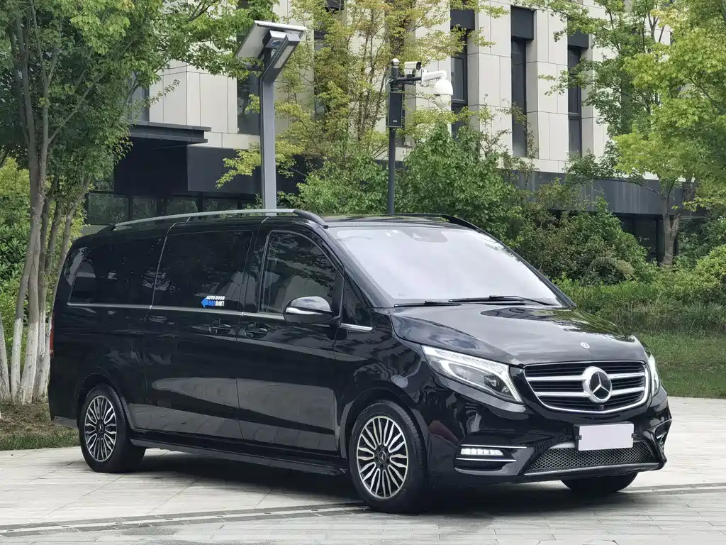 Mercedes-Benz V-Class — миниатюра 3