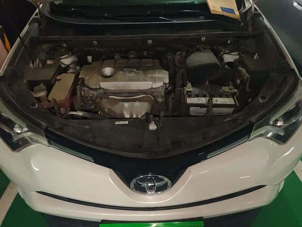 Toyota RAV4 — миниатюра 21