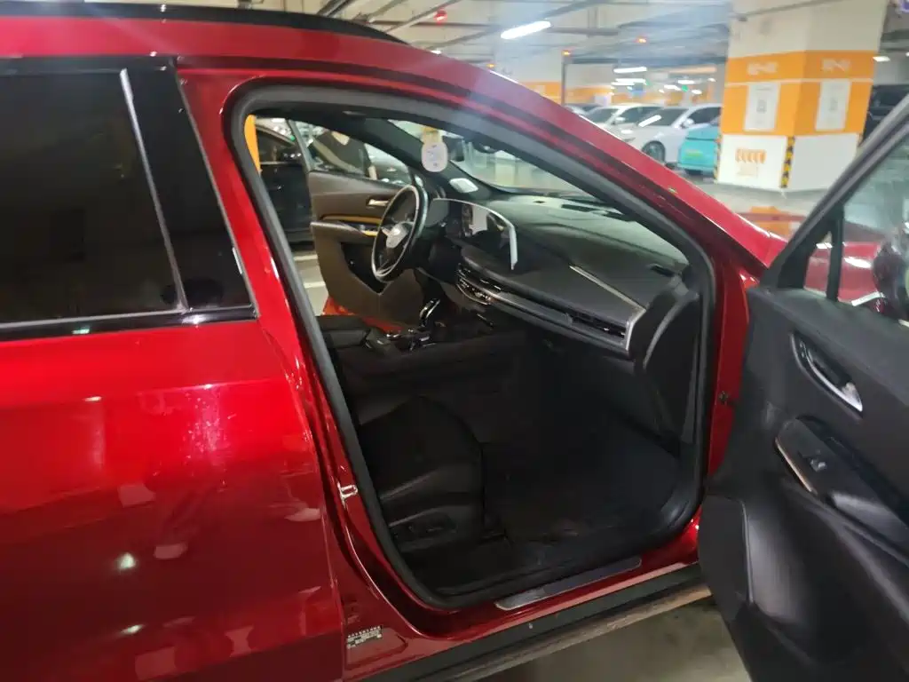 Cadillac XT4 — миниатюра 18