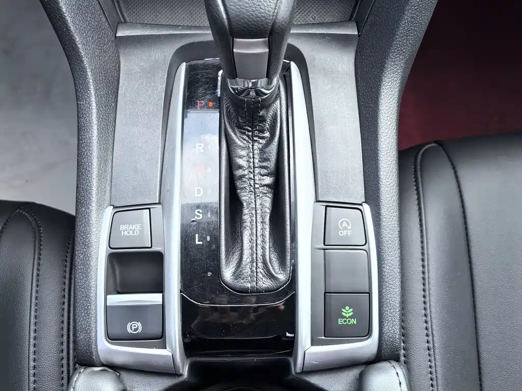 Honda Civic — миниатюра 12