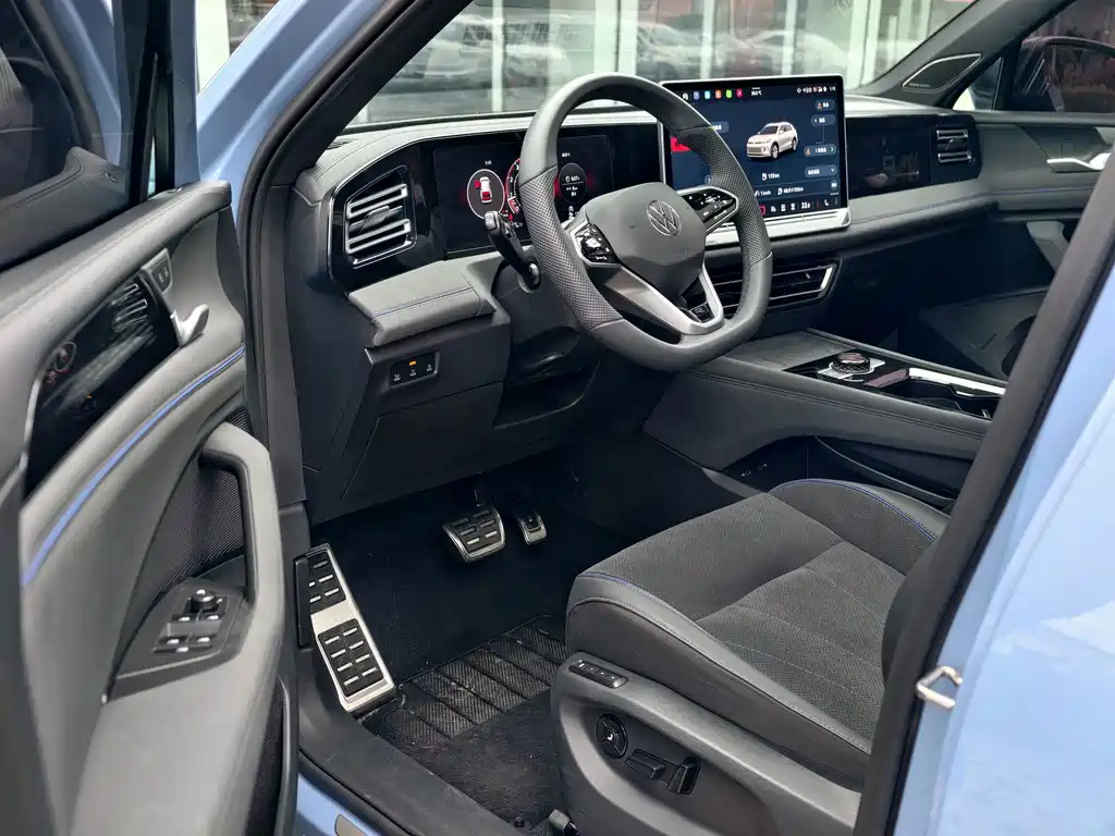 Volkswagen Tiguan L — миниатюра 15