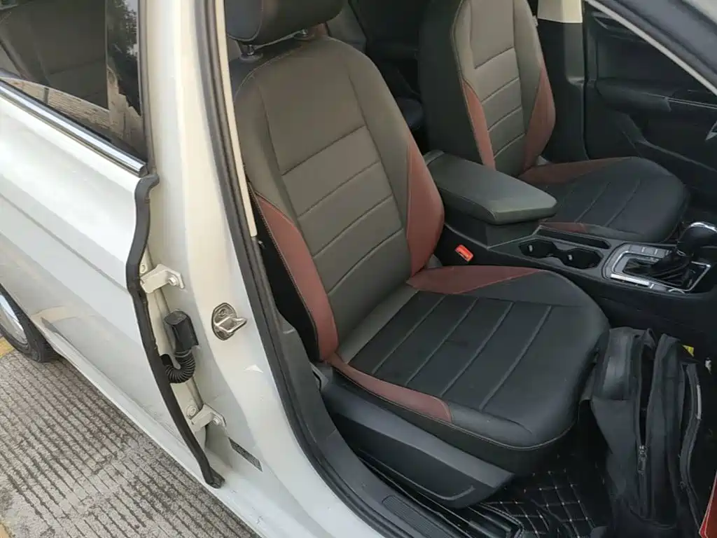 Volkswagen Bora — миниатюра 25