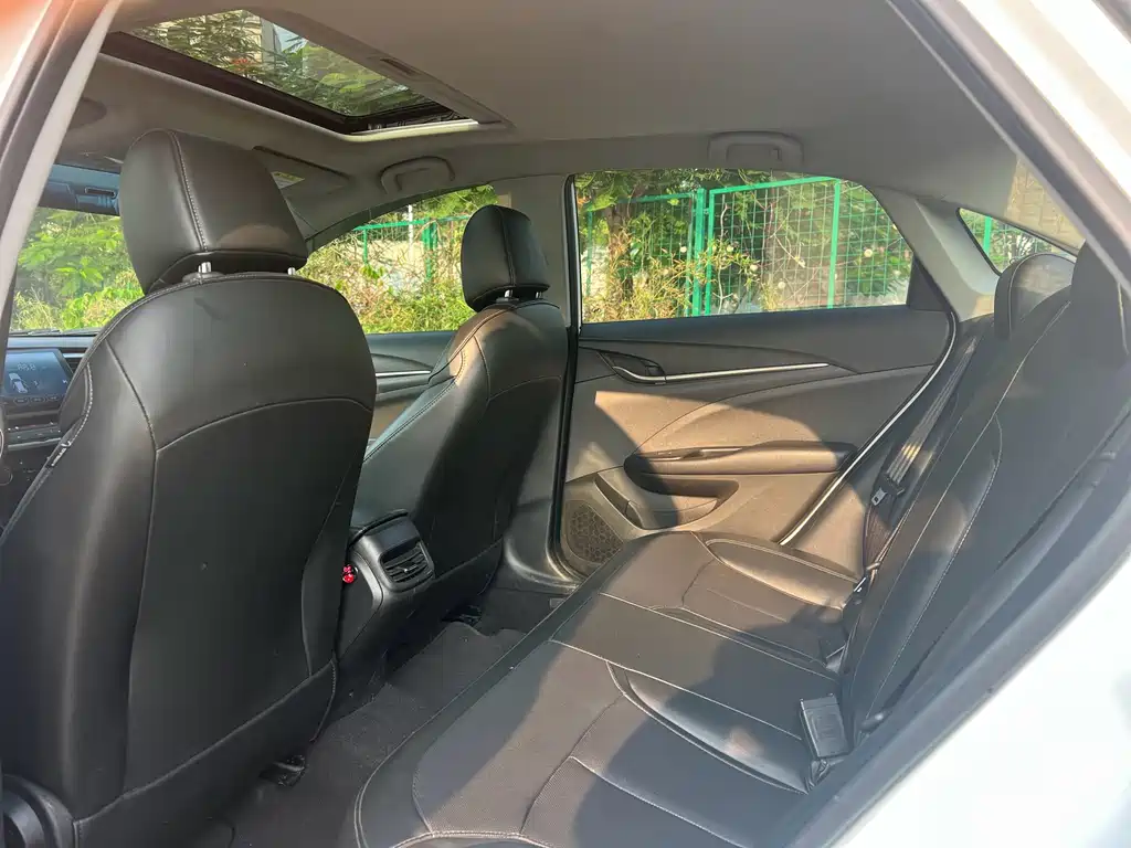 Buick Excelle — миниатюра 6