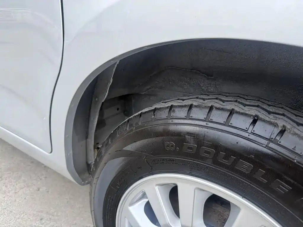 Wuling Rongguang V — миниатюра 7