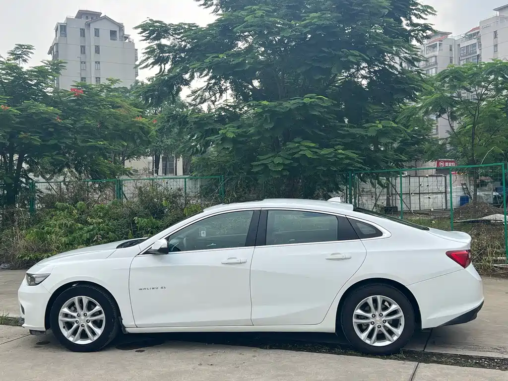Chevrolet Malibu XL — миниатюра 3