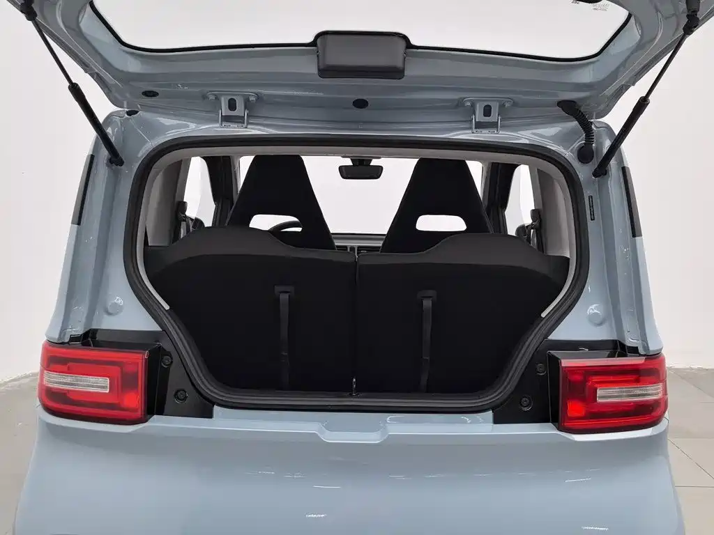 Wuling MINIEV — миниатюра 16