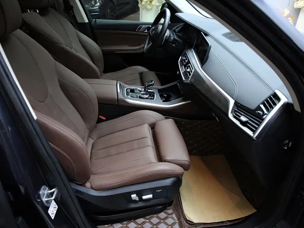 BMW X5 2022 xDrive30i M Sport