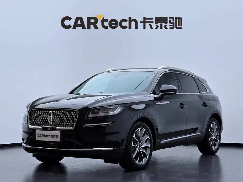 2023 Lincoln Nautilus - zdjęcie 1 z 26