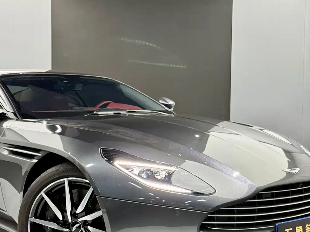 Aston Martin DB11 2020 4.0T V8 Coupe