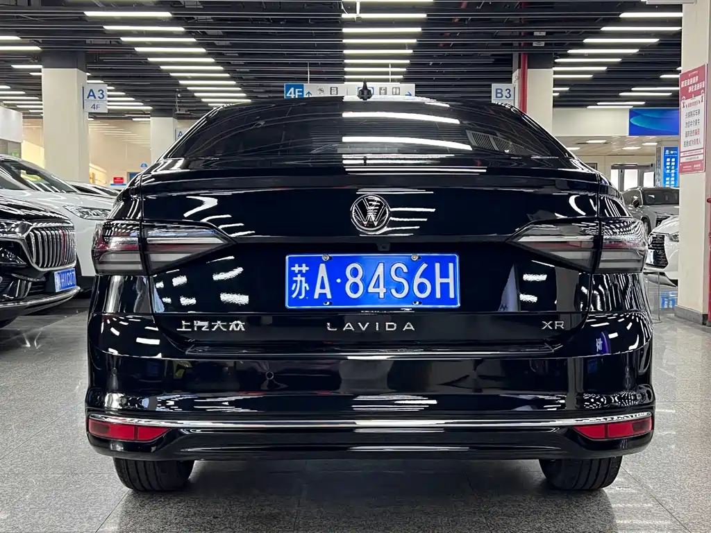 Volkswagen Lavida — миниатюра 25