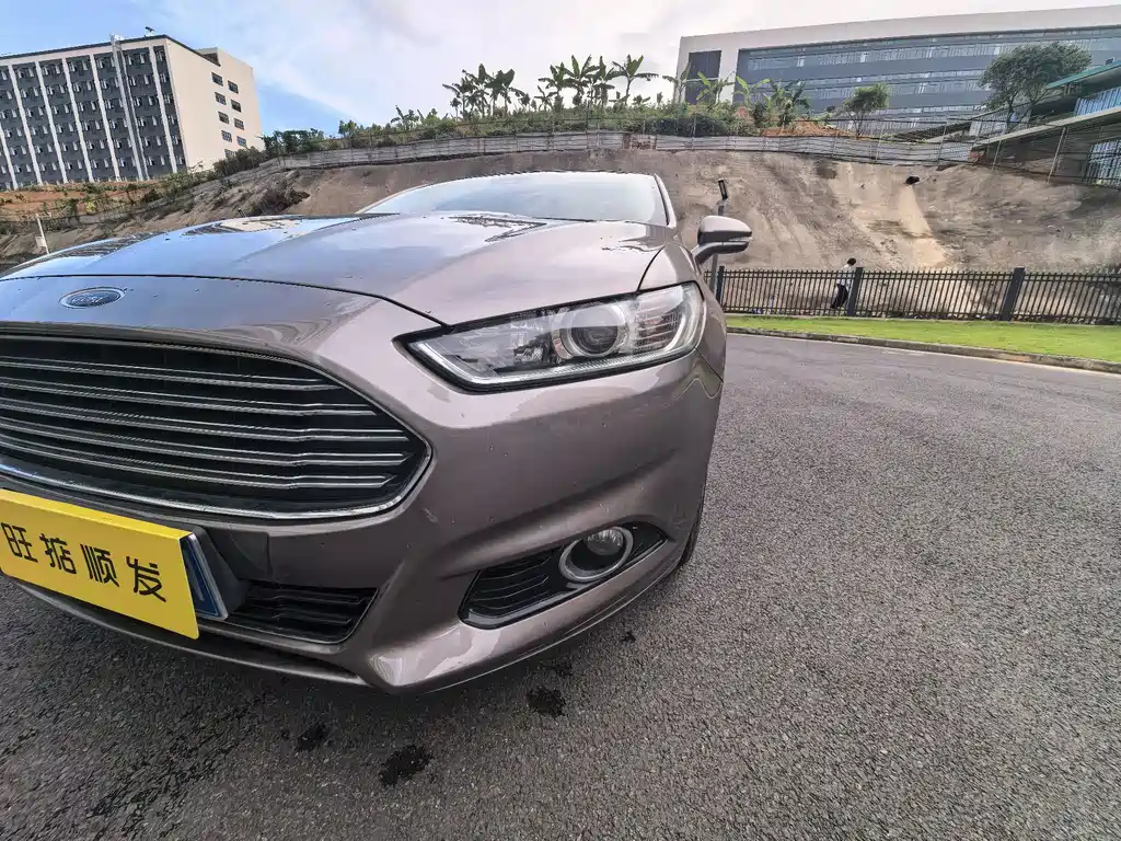 Ford Mondeo 2.0L GTDi200 Fashion Type, фото 22