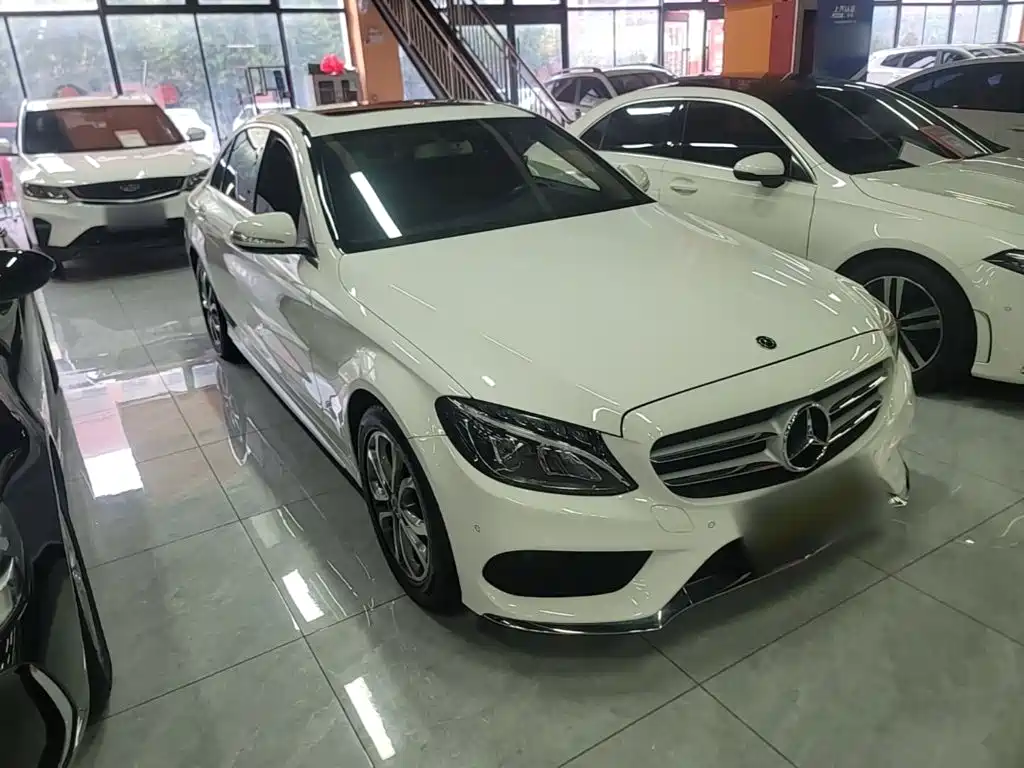 Mercedes-Benz C-Class — миниатюра 4