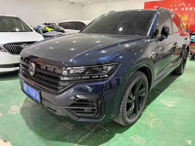 VOLKSWAGEN TOUAREG 2024