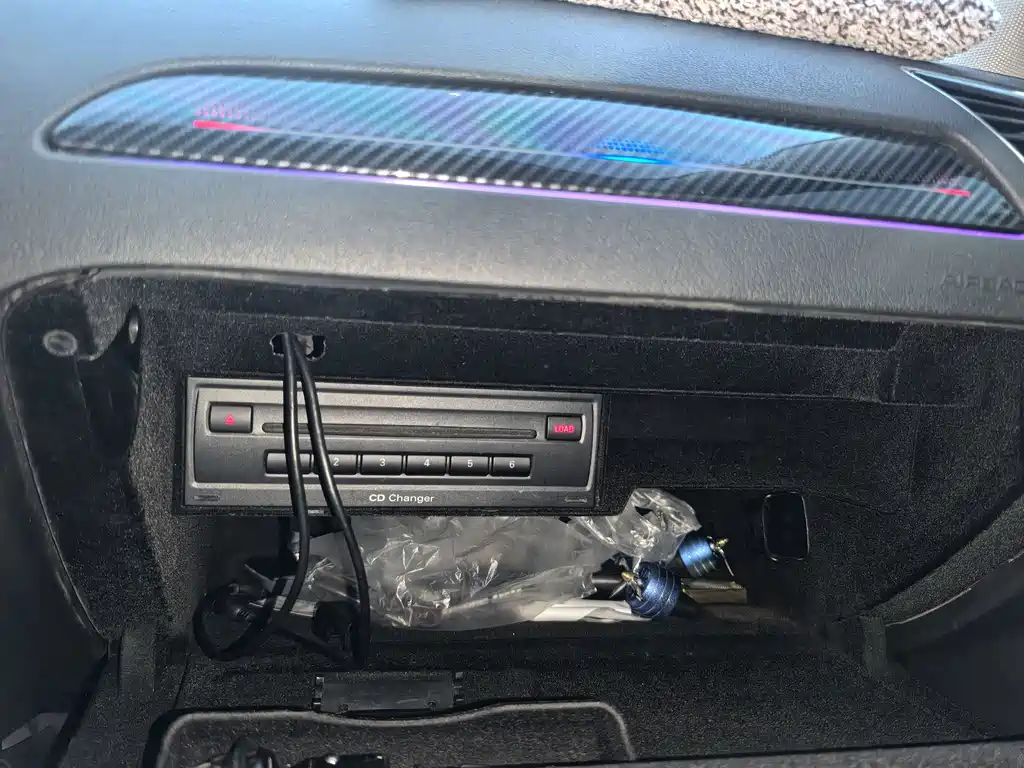 Audi A4L — миниатюра 14