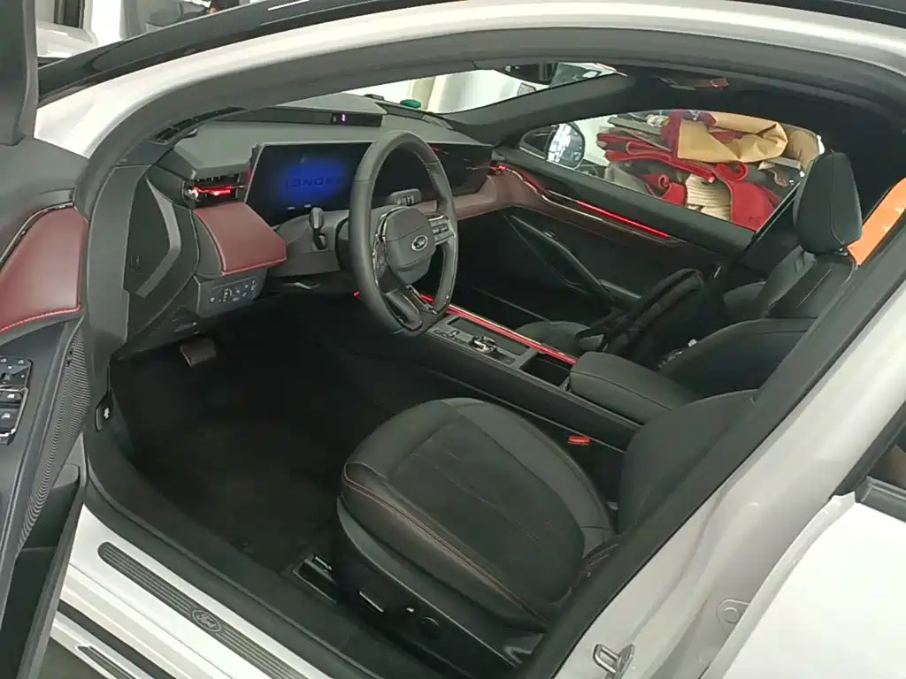 Ford Mondeo — миниатюра 16