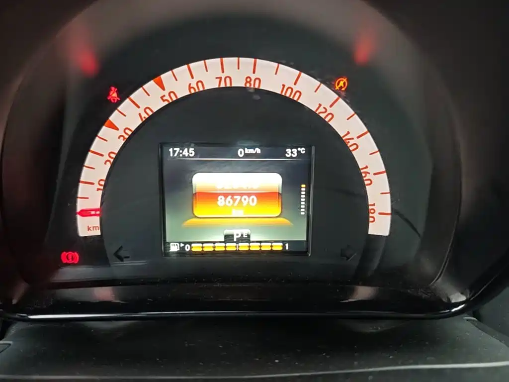 smart Smart Fortwo — миниатюра 12