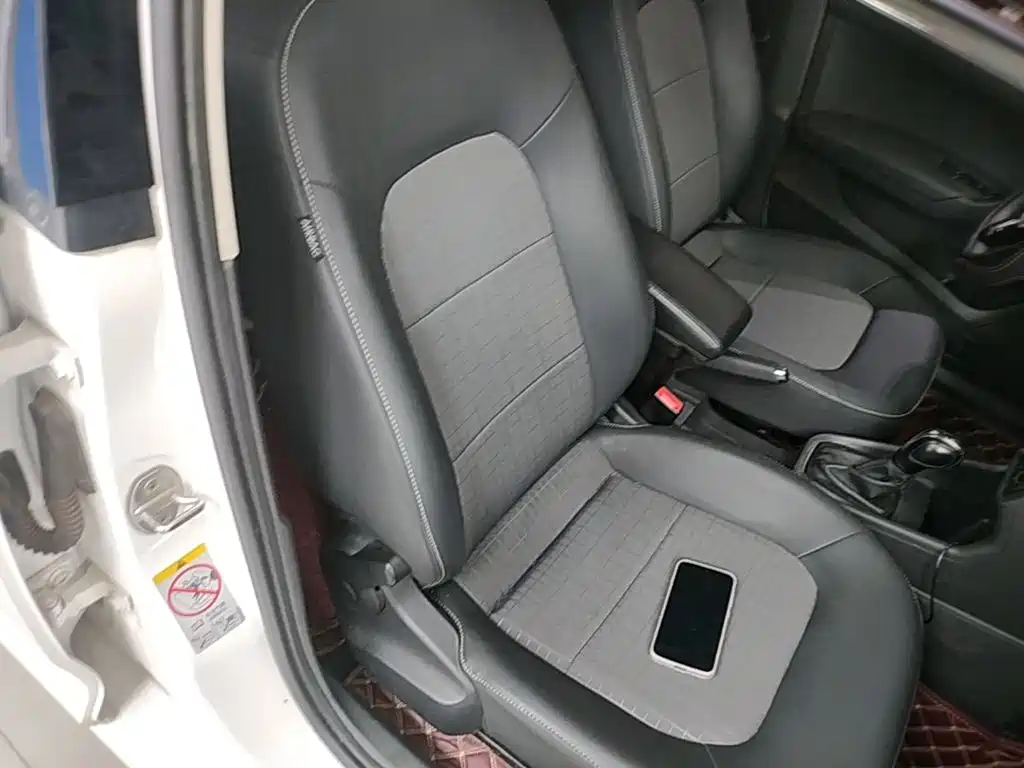Volkswagen Santana — миниатюра 25