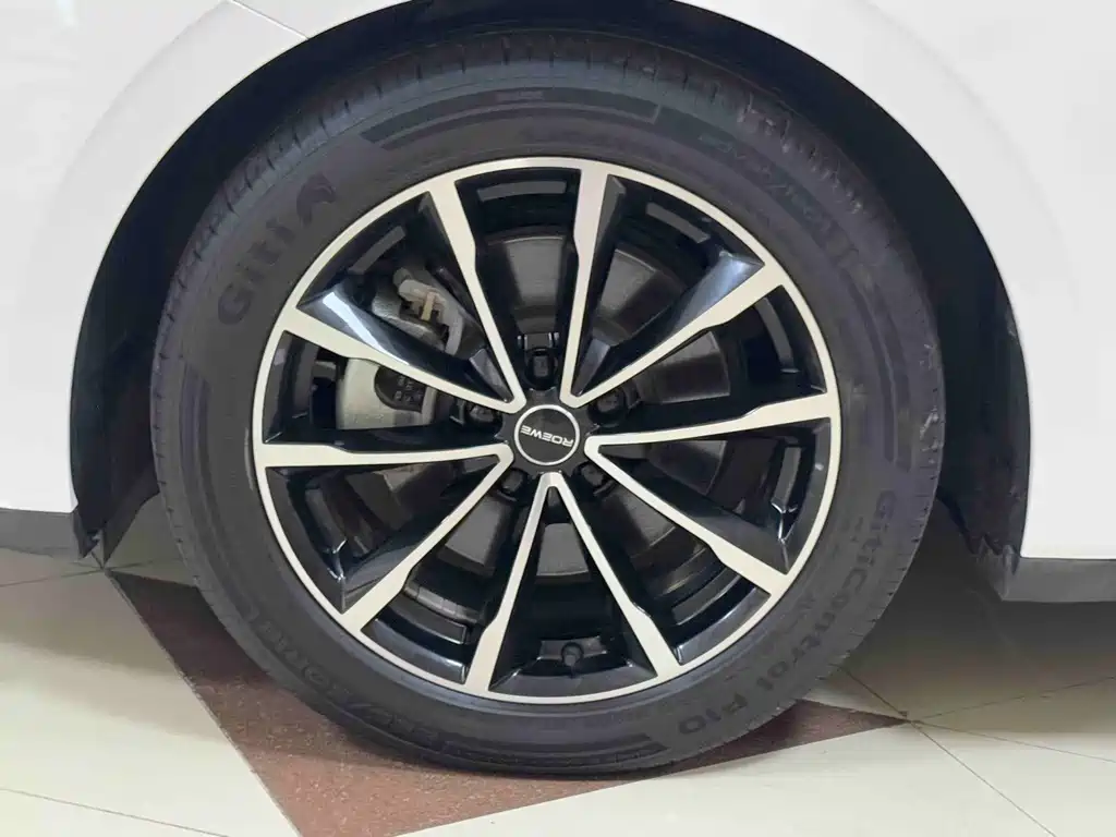Roewe D7 — миниатюра 15