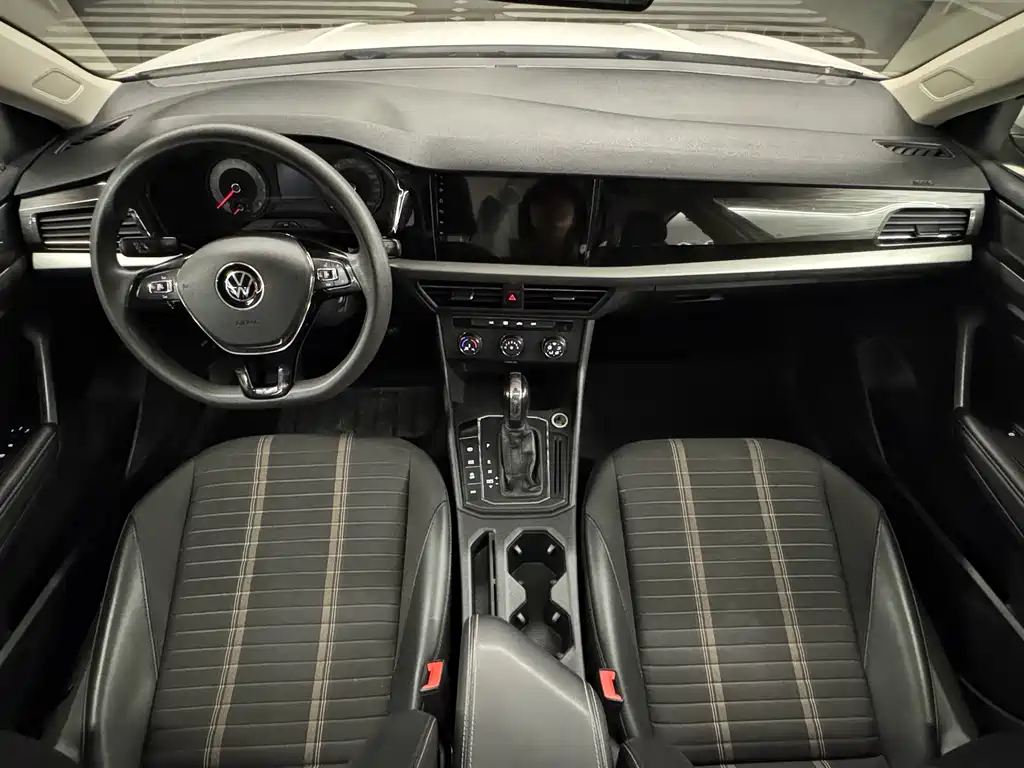 Volkswagen Lavida 2021 1.5L AT Comfort
