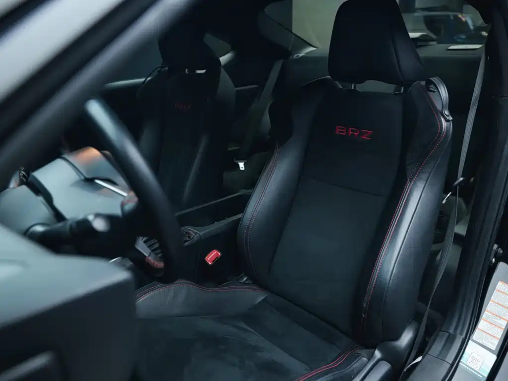 Subaru BRZ — миниатюра 11