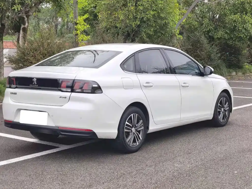Peugeot 308 — миниатюра 6