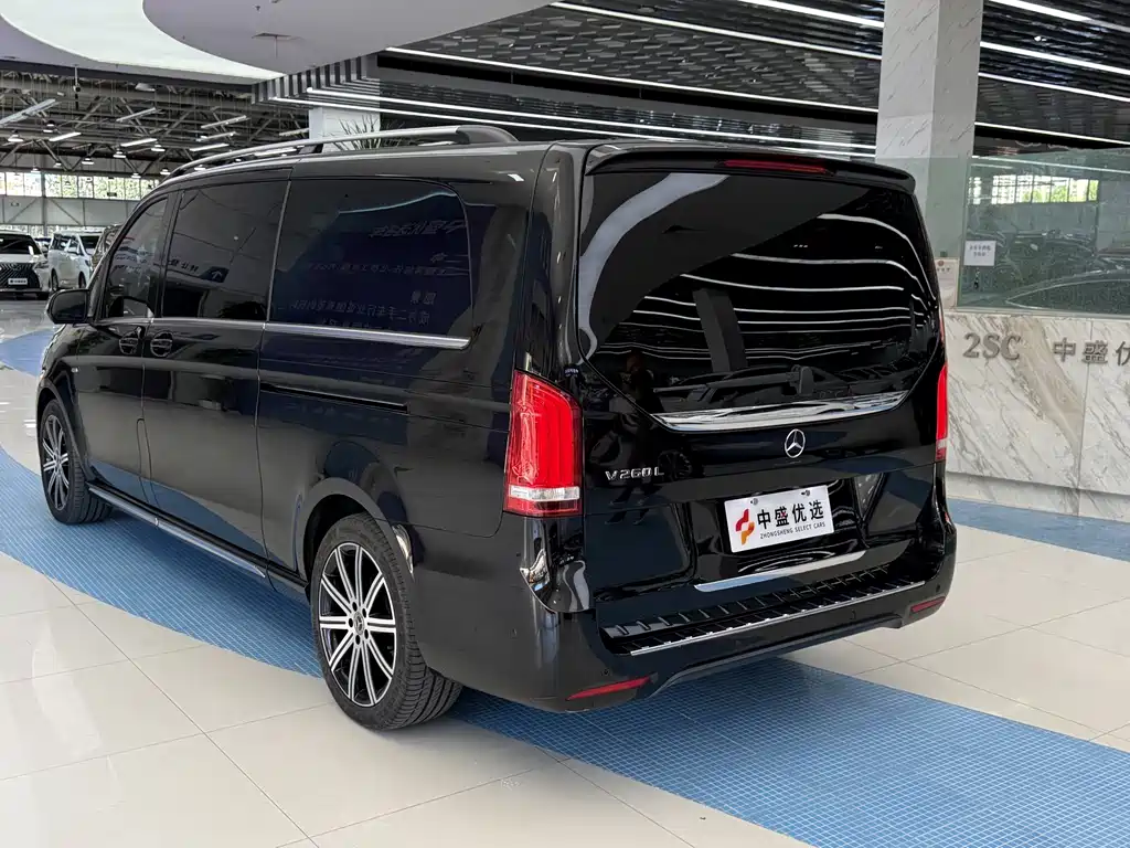 Mercedes-Benz V-Class — миниатюра 6