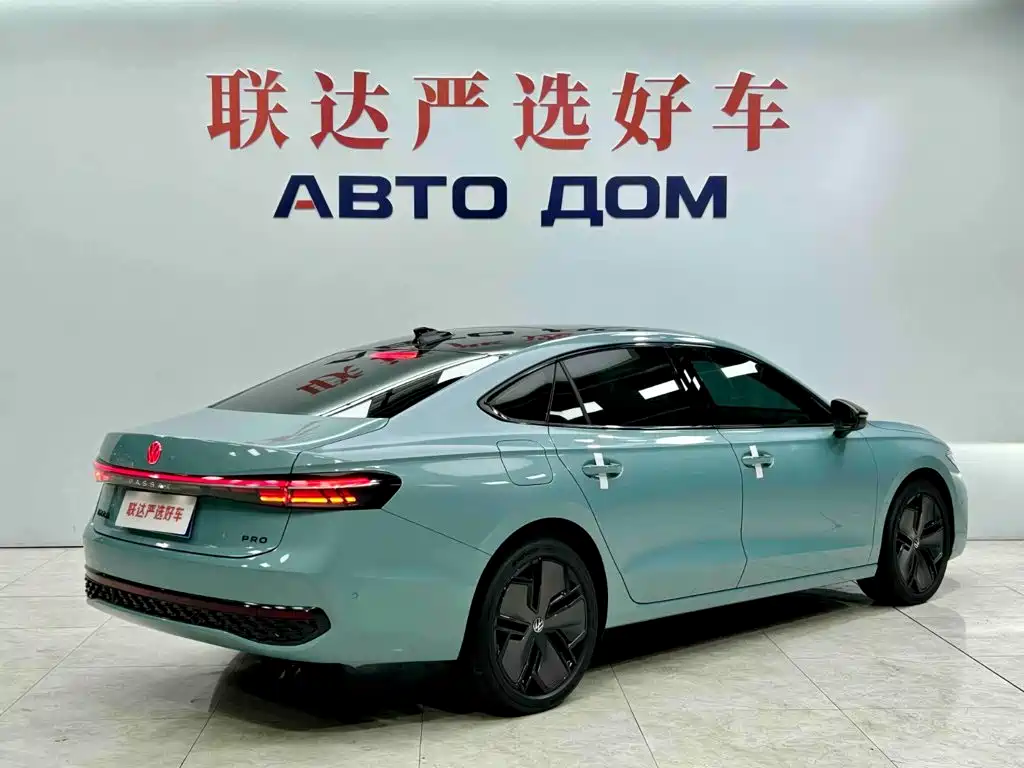 Volkswagen Passat — миниатюра 6