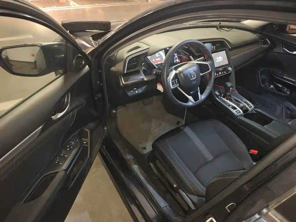 Honda Civic — миниатюра 17