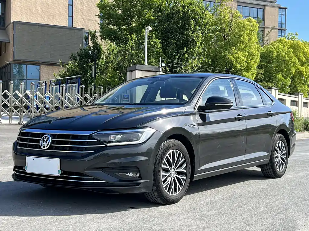 Volkswagen Sagitar 2020