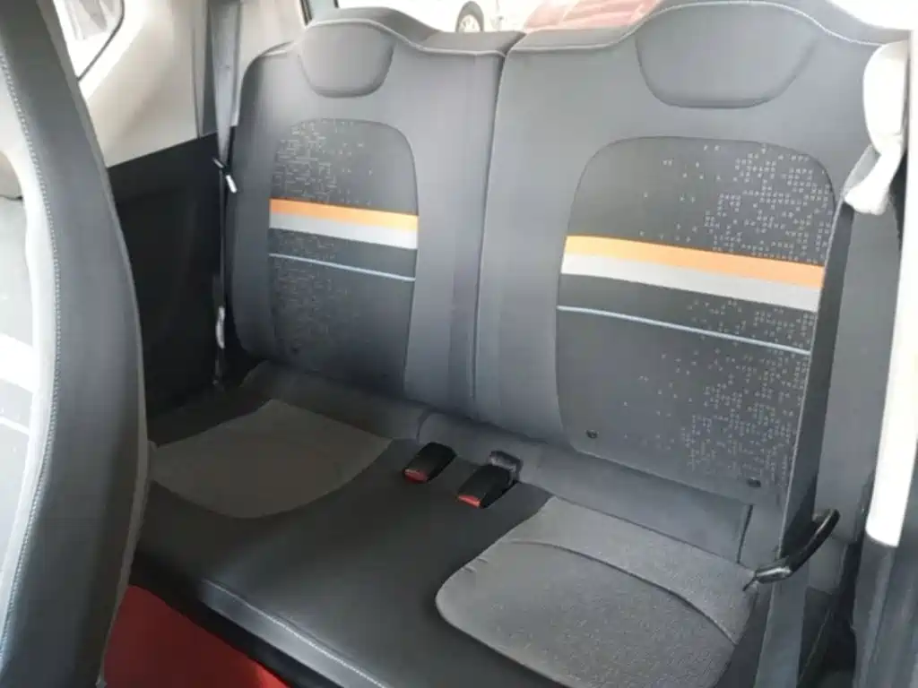 Wuling MINIEV — миниатюра 17