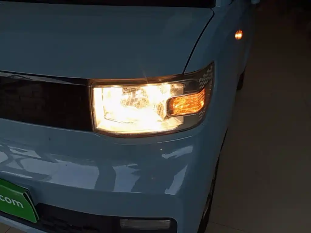 Wuling MINIEV — миниатюра 24