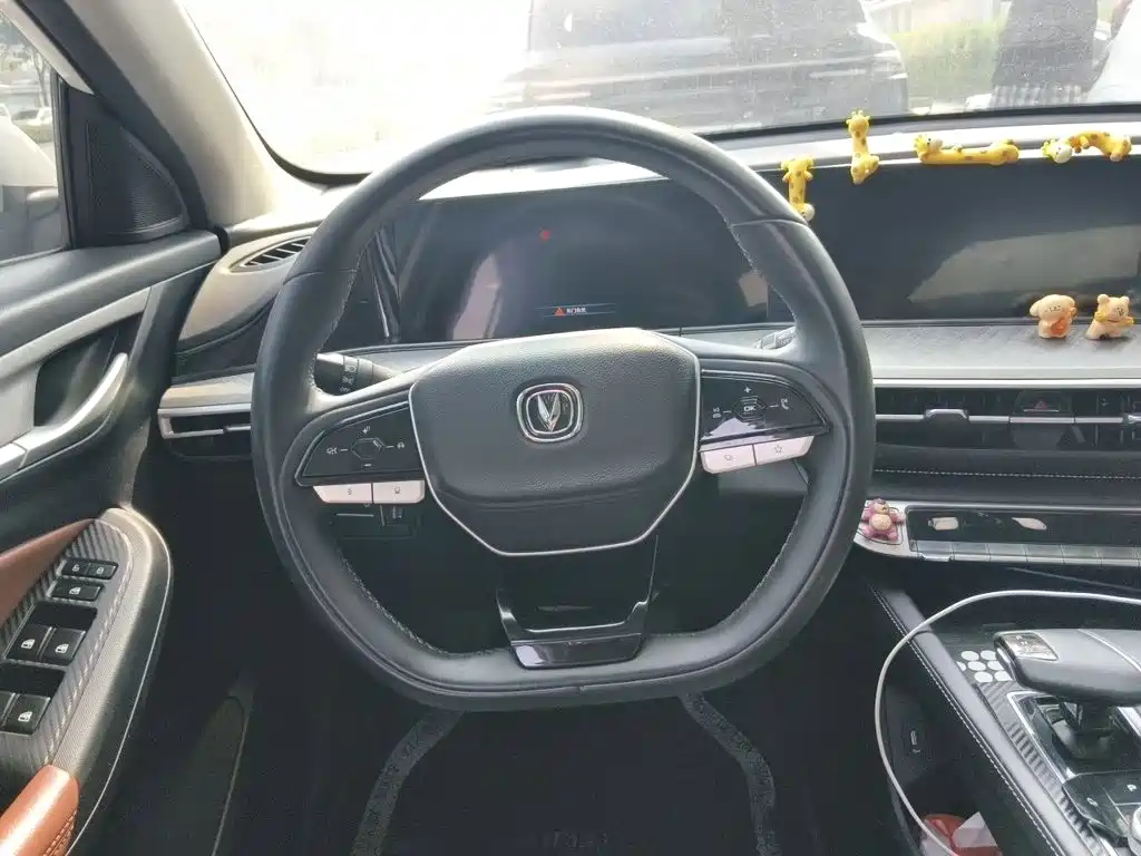 Changan Eado — миниатюра 3