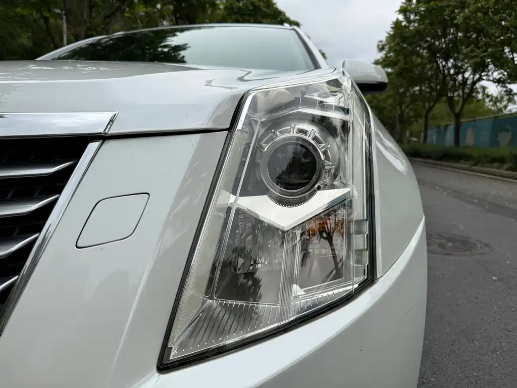 Cadillac SRX — фотографии объявления, Фото 17