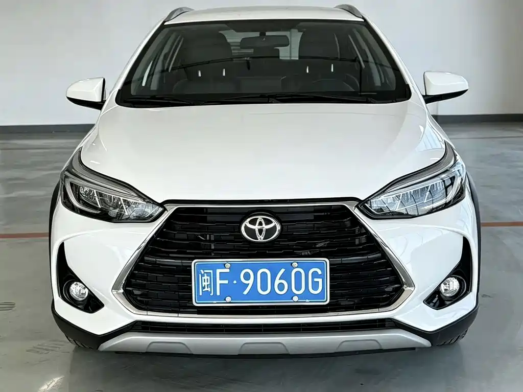 Toyota Yaris L — миниатюра 5