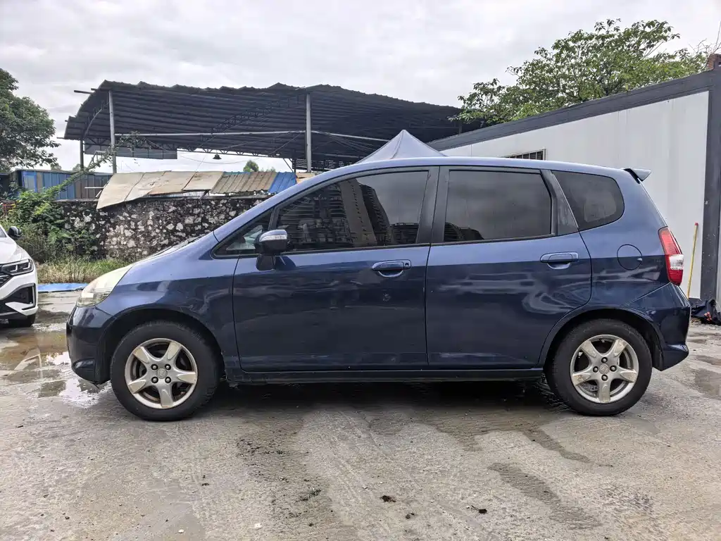 Honda Fit 2007 1.5L CVT Comfort
