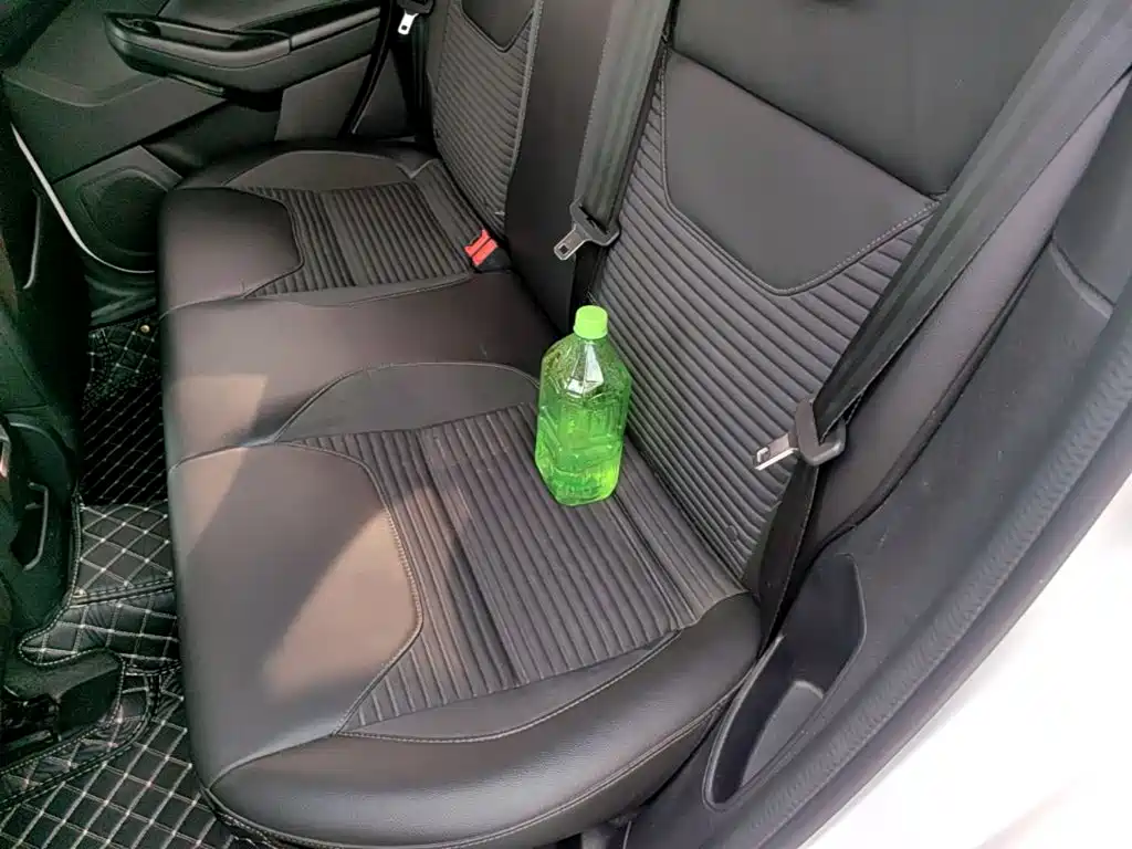 Ford Focus — миниатюра 17