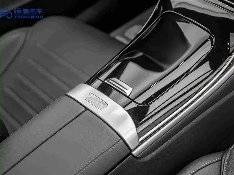 Mercedes-Benz C-Class — миниатюра 19