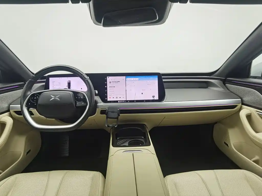 XPeng P7 — миниатюра 5