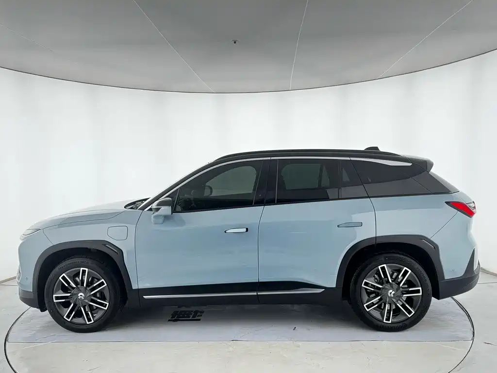 NIO ES6 — миниатюра 4