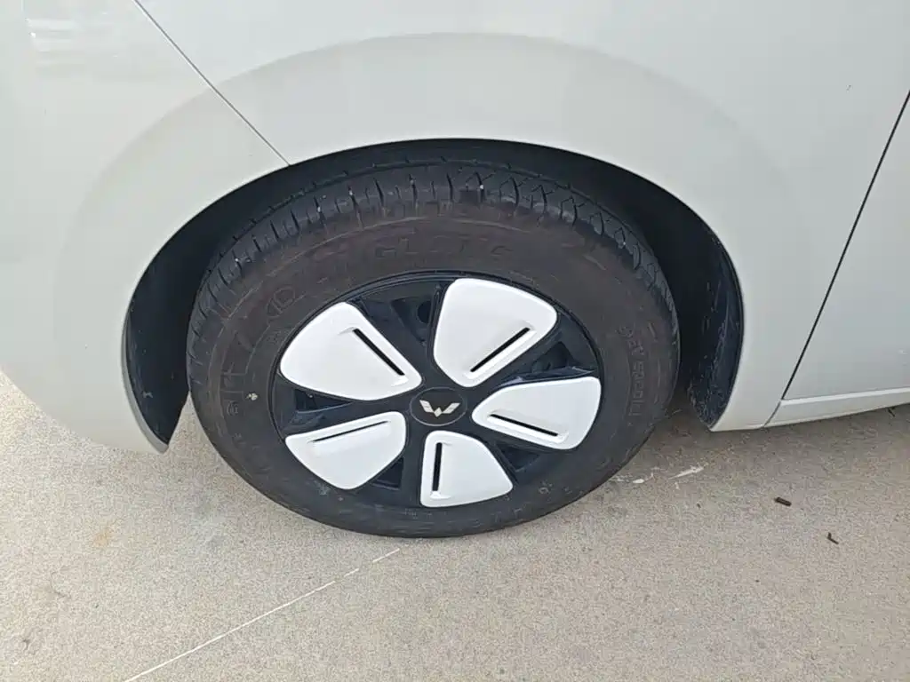 Wuling MINIEV — миниатюра 23
